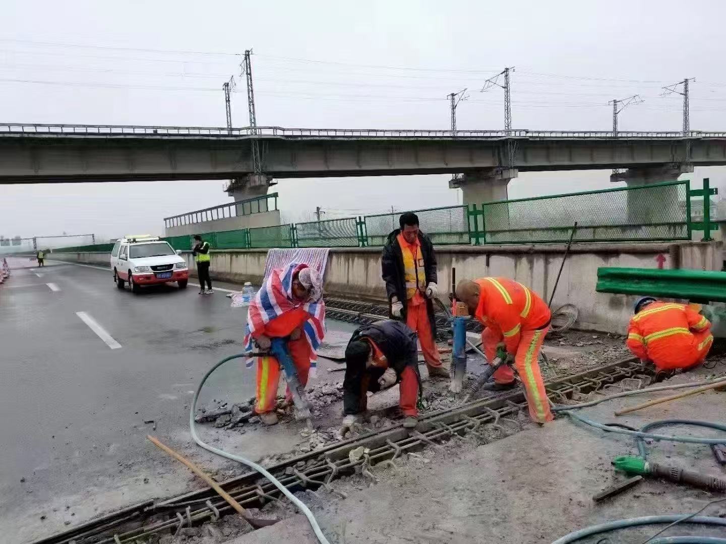 新竹市桥梁伸缩缝抢修料